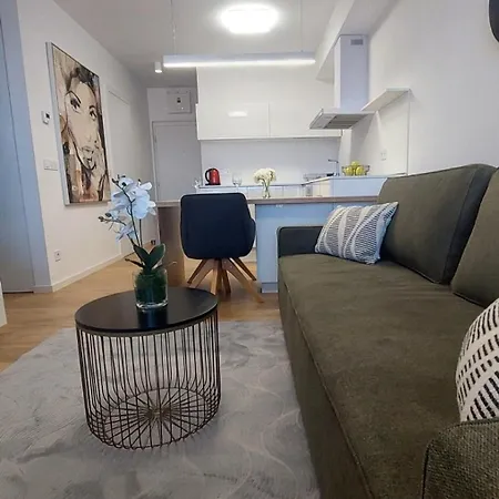 Apartman Rove With Privat Parking Free Kosice Exterior photo